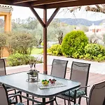 Spyrelia With Private Pool & Outdoor Hot Tub Dassia (Corfu)